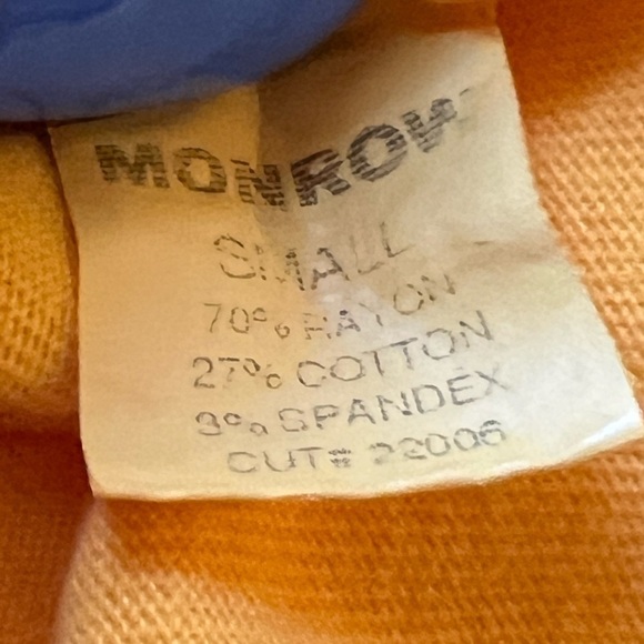 MONROW  Gold Crewneck‎ Short Sleeve Shoulder Cuts Tee Shirt Women’s Small NWOT - Picture 5 of 8